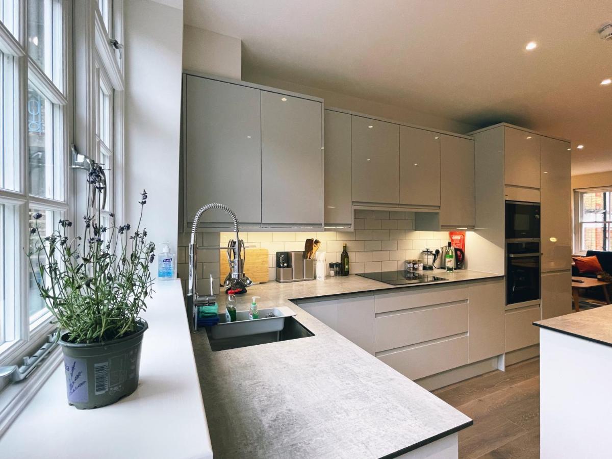 James'S Place On Oxford Street Leilighet London Eksteriør bilde